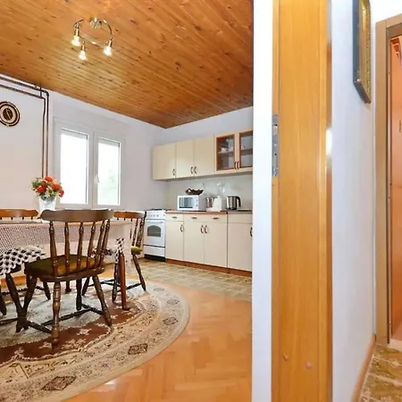 House With A Parking Space Kastel Stafilic, - 23408 בית נופש *