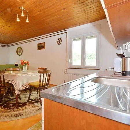 בית נופש House With A Parking Space Kastel Stafilic, - 23408 *