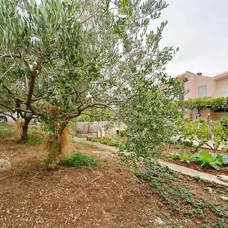 House With A Parking Space Kastel Stafilic, - 23408 Holiday home *